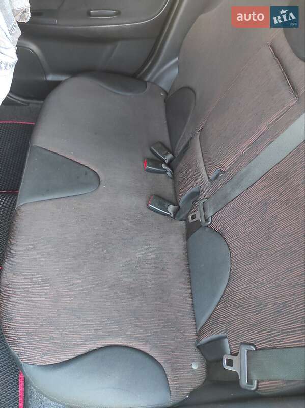 Хэтчбек Nissan Note 2011 в Борисполе