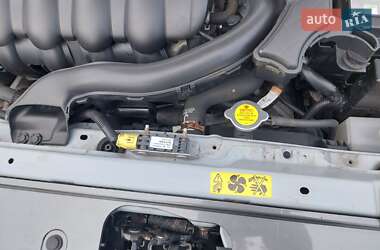 Хэтчбек Nissan Note 2008 в 