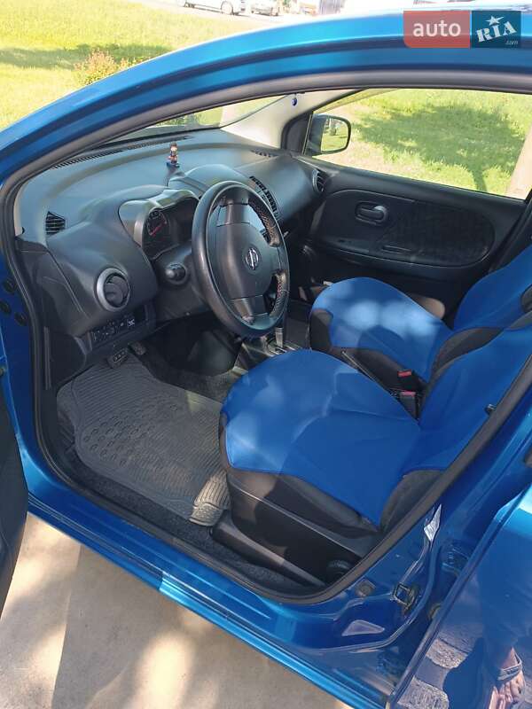 Хэтчбек Nissan Note 2006 в Белгороде-Днестровском