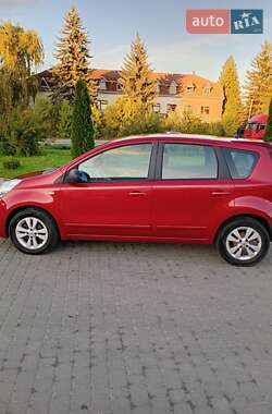 Хетчбек Nissan Note 2010 в 