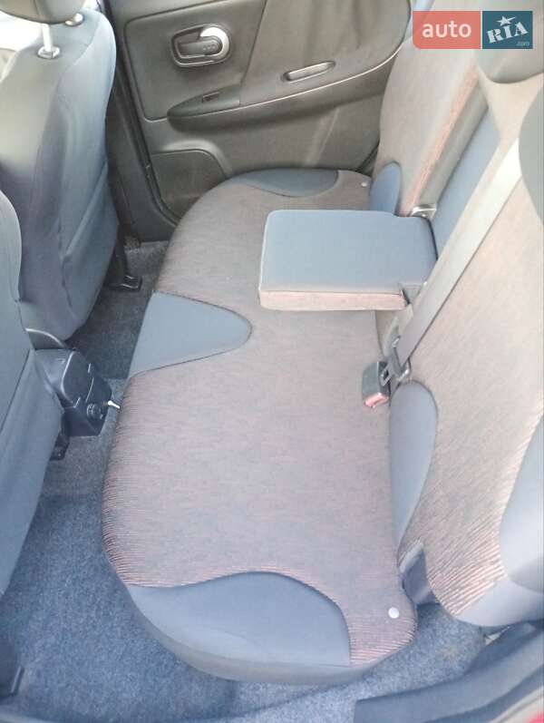 Хетчбек Nissan Note 2010 в Самборі