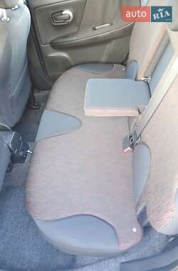 Хетчбек Nissan Note 2010 в 