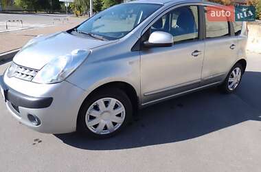 Хэтчбек Nissan Note 2006 в Миргороде