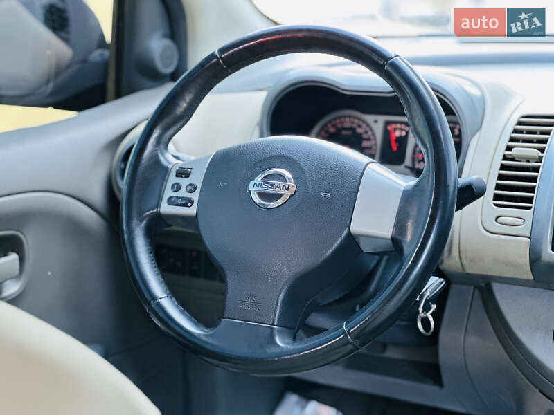 Хэтчбек Nissan Note 2006 в Харькове