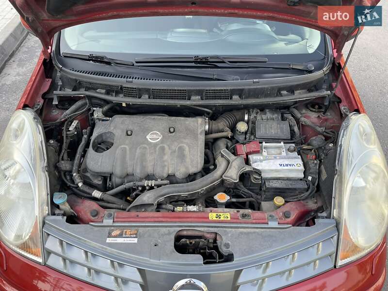 Хэтчбек Nissan Note 2008 в Киеве