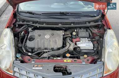 Хэтчбек Nissan Note 2008 в 