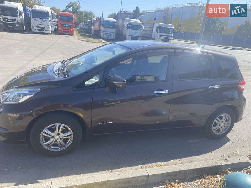 Хетчбек Nissan Note 2017 в Дніпрі