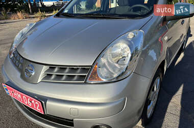 Хэтчбек Nissan Note 2008 в 