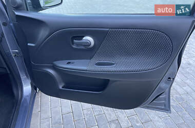 Хэтчбек Nissan Note 2006 в 
