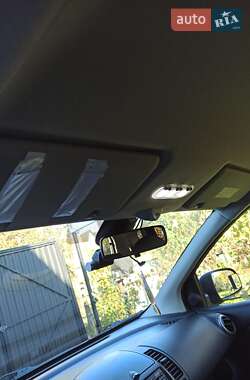 Хэтчбек Nissan Note 2008 в 