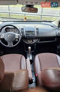 Хэтчбек Nissan Note 2006 в 