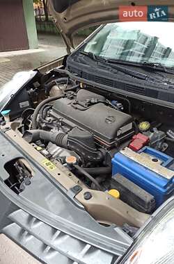 Хэтчбек Nissan Note 2008 в 