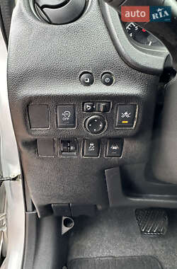 Хэтчбек Nissan Note 2014 в 