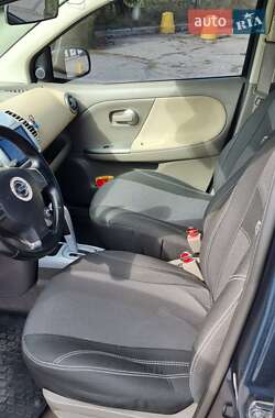 Хэтчбек Nissan Note 2006 в 