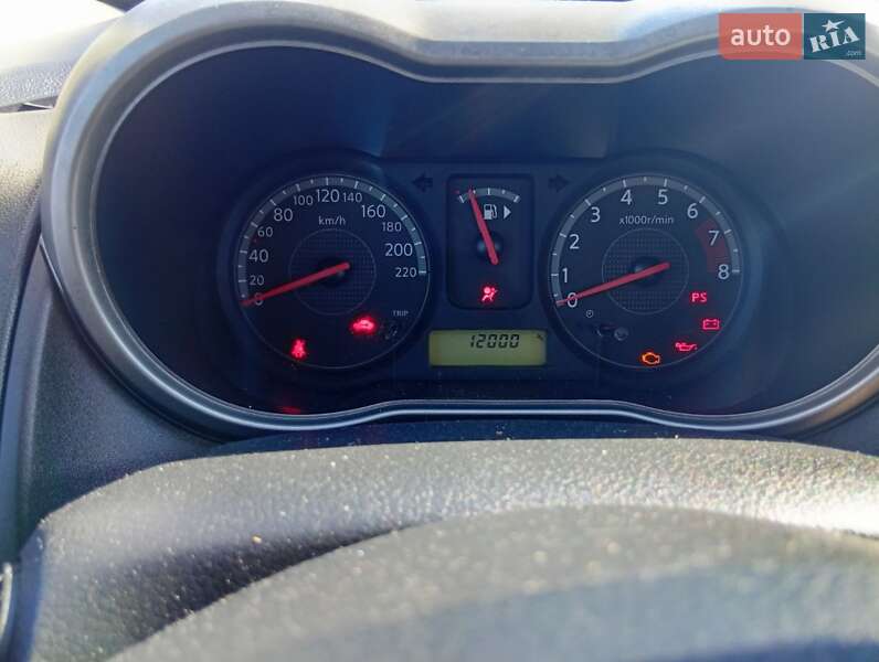 Хэтчбек Nissan Note 2007 в Житомире