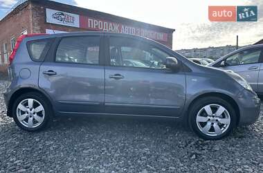Хэтчбек Nissan Note 2008 в 