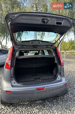 Хэтчбек Nissan Note 2008 в 