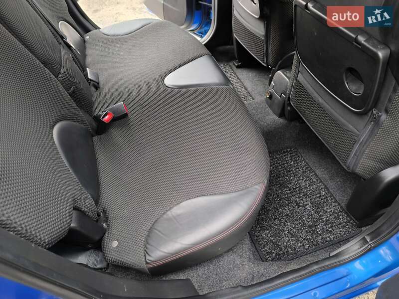 Хэтчбек Nissan Note 2007 в Ахтырке фото 37 Хэтчбек Nissan Note 2007 в Ахтырке