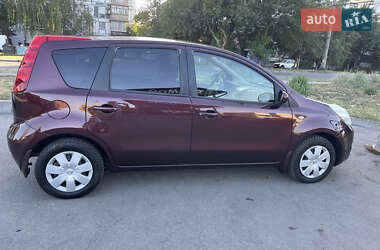 Хэтчбек Nissan Note 2012 в Запорожье
