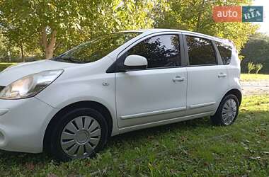 Хэтчбек Nissan Note 2010 в Ужгороде