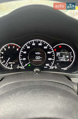 Хэтчбек Nissan Note 2013 в 
