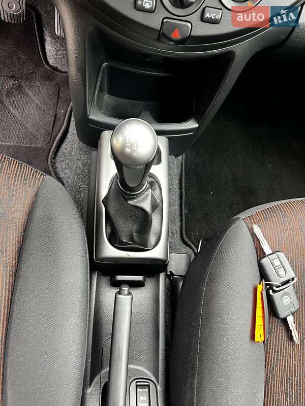 Хэтчбек Nissan Note 2010 в Кременчуге фото 24 Хэтчбек Nissan Note 2010 в Кременчуге