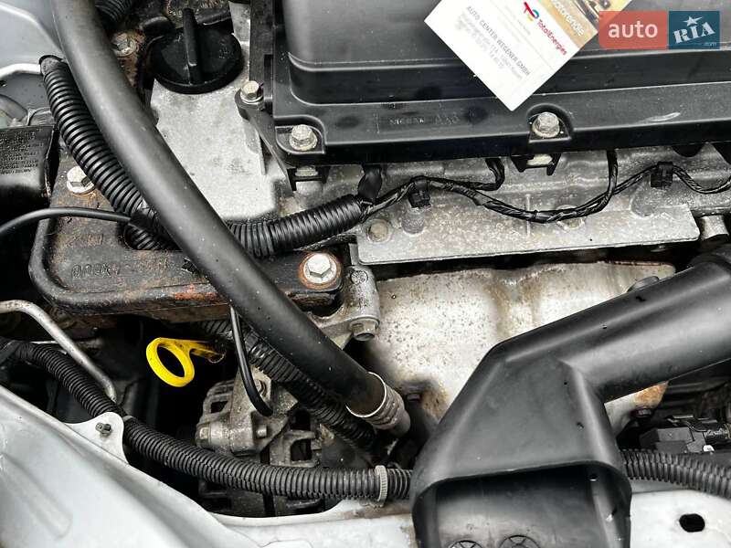 Хэтчбек Nissan Note 2010 в Кременчуге фото 48 Хэтчбек Nissan Note 2010 в Кременчуге