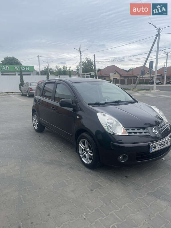 Хетчбек Nissan Note 2007 в Ізмаїлі фото 2 Хетчбек Nissan Note 2007 в Ізмаїлі