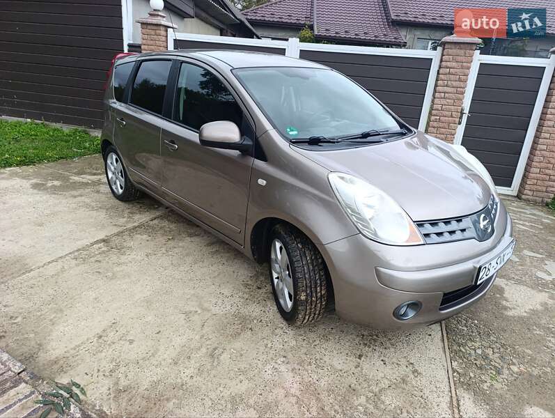 Хэтчбек Nissan Note 2008 в Черновцах фото Хэтчбек Nissan Note 2008 в Черновцах