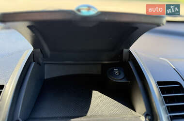 Хэтчбек Nissan Note 2008 в 