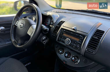 Хэтчбек Nissan Note 2008 в 