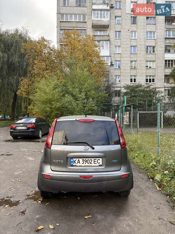 Хетчбек Nissan Note 2011 в Львові фото 3 Хетчбек Nissan Note 2011 в Львові