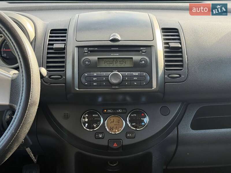 Хэтчбек Nissan Note 2006 в Киеве
