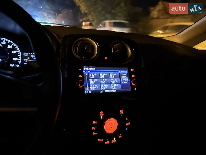 Хетчбек Nissan Note 2017 в Одесі