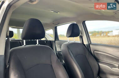 Хэтчбек Nissan Note 2014 в 