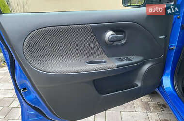 Хэтчбек Nissan Note 2007 в 