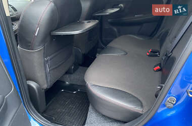 Хэтчбек Nissan Note 2007 в 