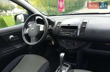 Хэтчбек Nissan Note 2008 в 