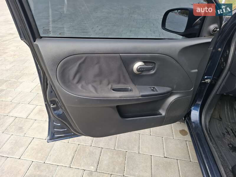 Хетчбек Nissan Note 2011 в Черкасах фото 9 Хетчбек Nissan Note 2011 в Черкасах