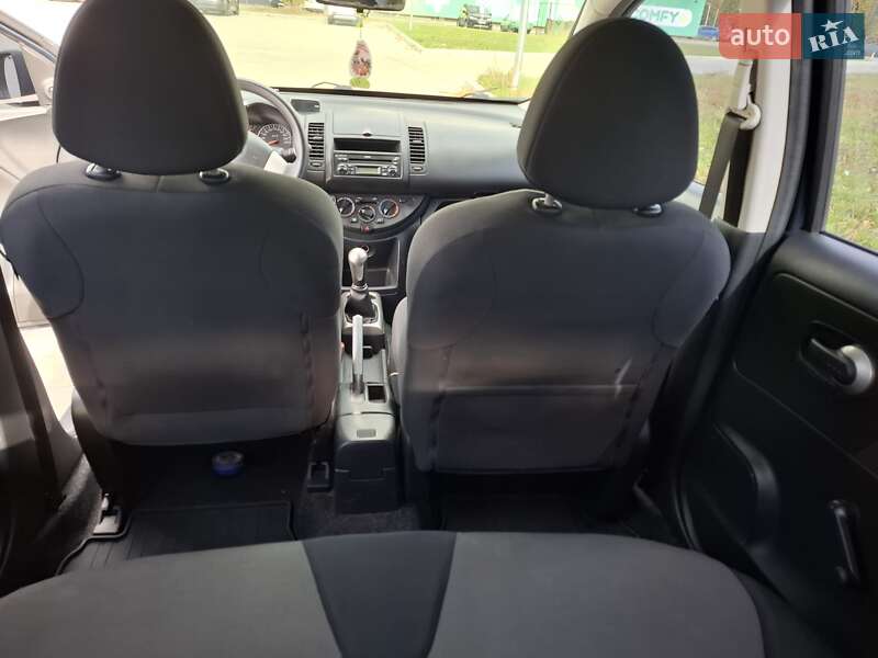 Хетчбек Nissan Note 2011 в Черкасах фото 17 Хетчбек Nissan Note 2011 в Черкасах