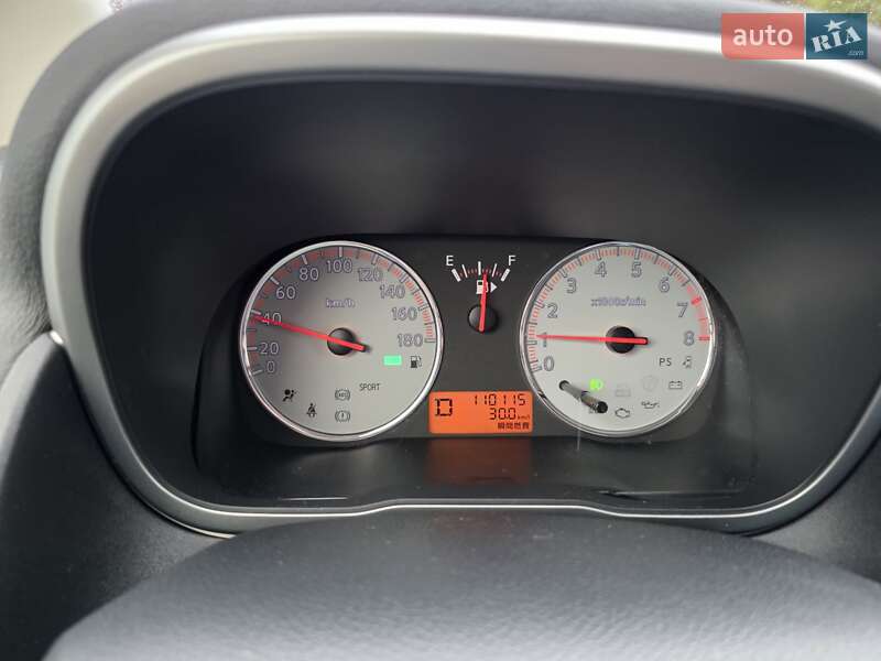 Хетчбек Nissan Note 2012 в Києві