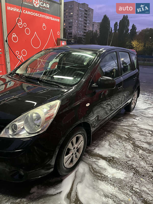 Хетчбек Nissan Note 2009 в Києві фото 3 Хетчбек Nissan Note 2009 в Києві