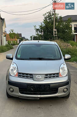Хэтчбек Nissan Note 2006 в Черновцах