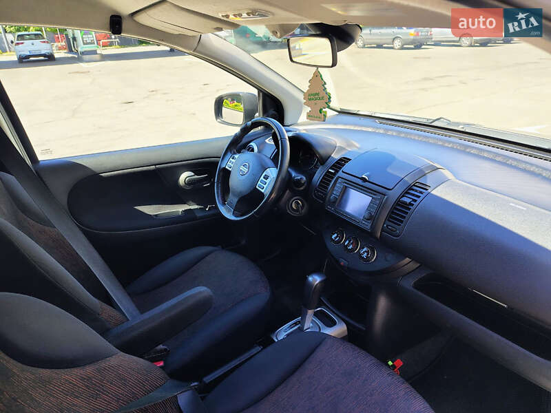 Хетчбек Nissan Note 2010 в Рівному фото 7 Хетчбек Nissan Note 2010 в Рівному