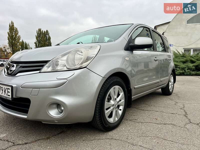 Хетчбек Nissan Note 2010 в Києві