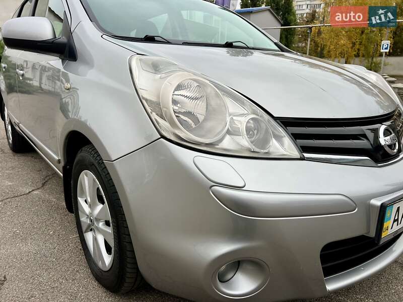 Хетчбек Nissan Note 2010 в Києві
