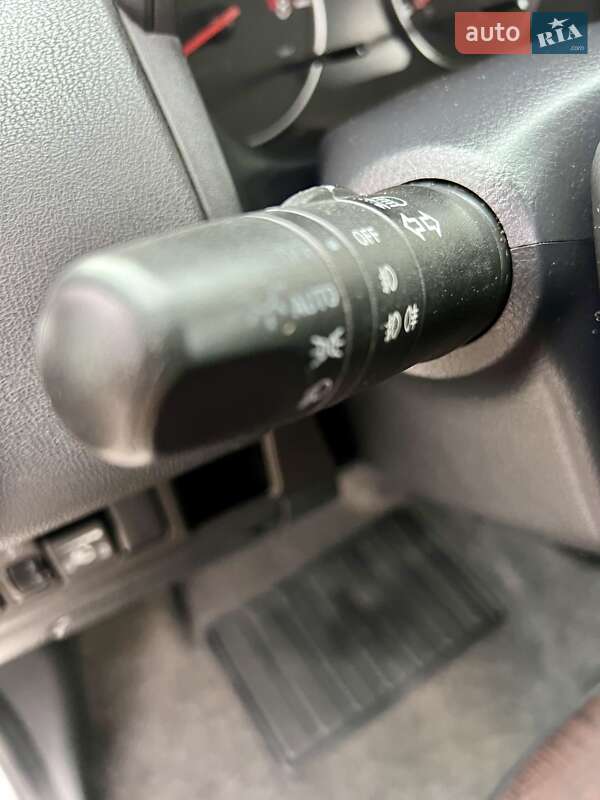 Хетчбек Nissan Note 2010 в Києві