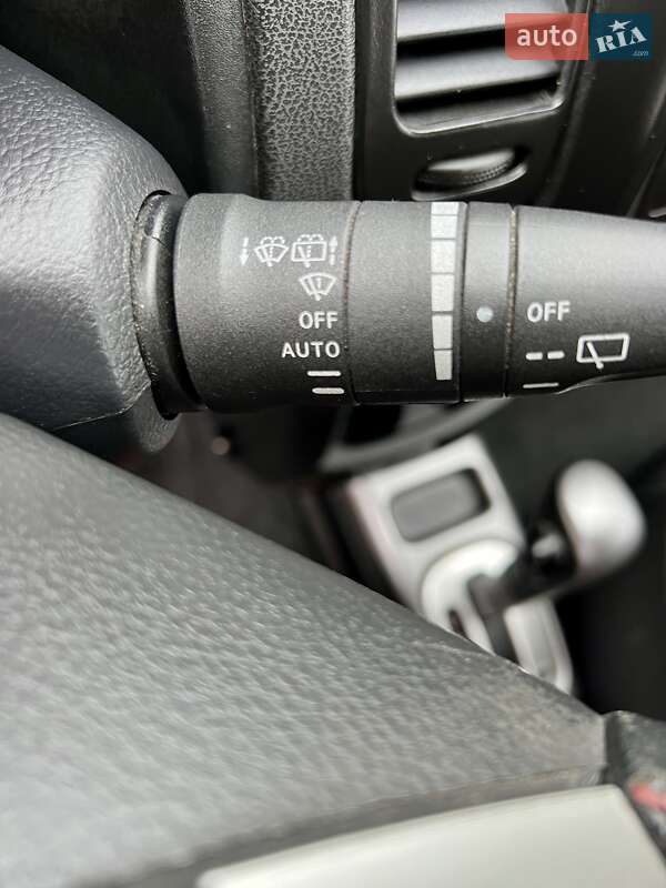 Хетчбек Nissan Note 2010 в Києві