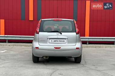 Хетчбек Nissan Note 2013 в  фото 7 Хетчбек Nissan Note 2013 в