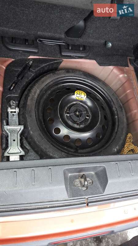 Хэтчбек Nissan Note 2006 в Запорожье фото 13 Хэтчбек Nissan Note 2006 в Запорожье